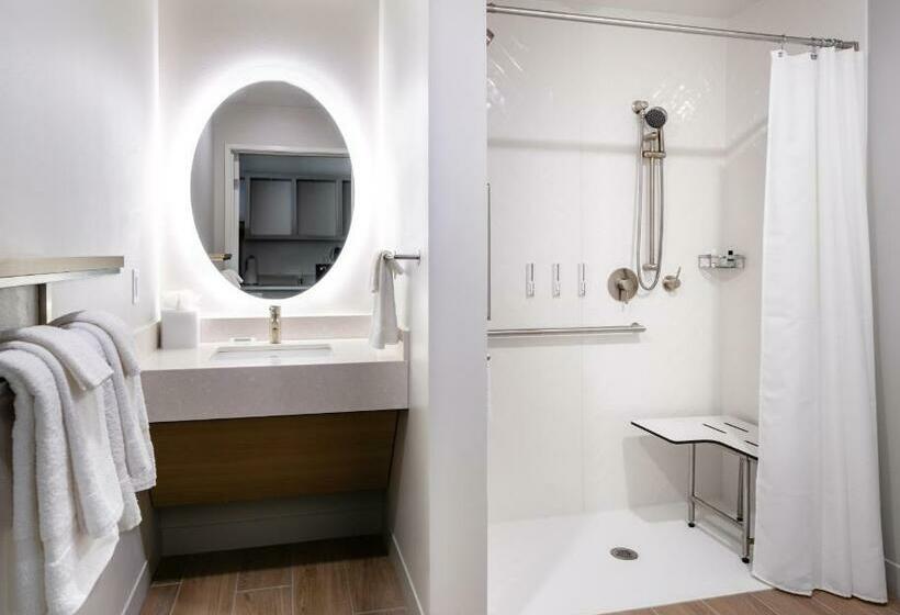 스탠다드 스튜디오 킹침대, Towneplace Suites By Marriott Madison West, Middleton