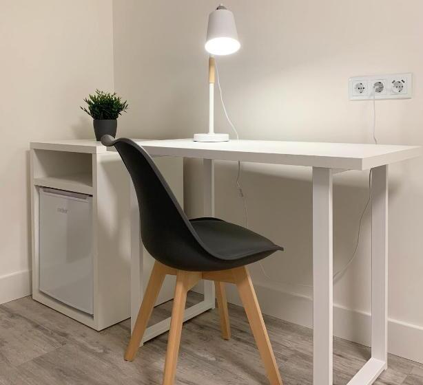 Номер Стандарт, Hostal Comfort Suites