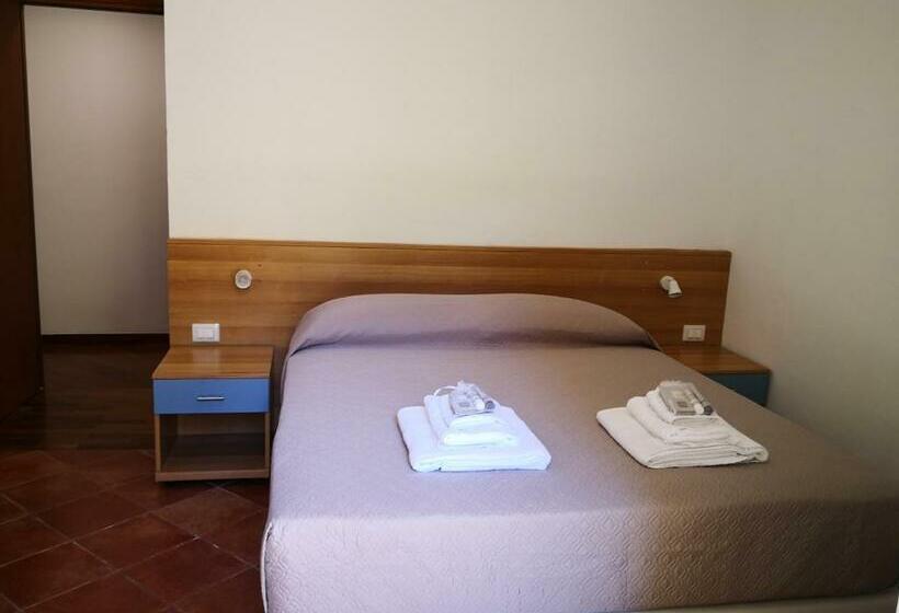 اتاق استاندارد, Albergo Augusta B&b