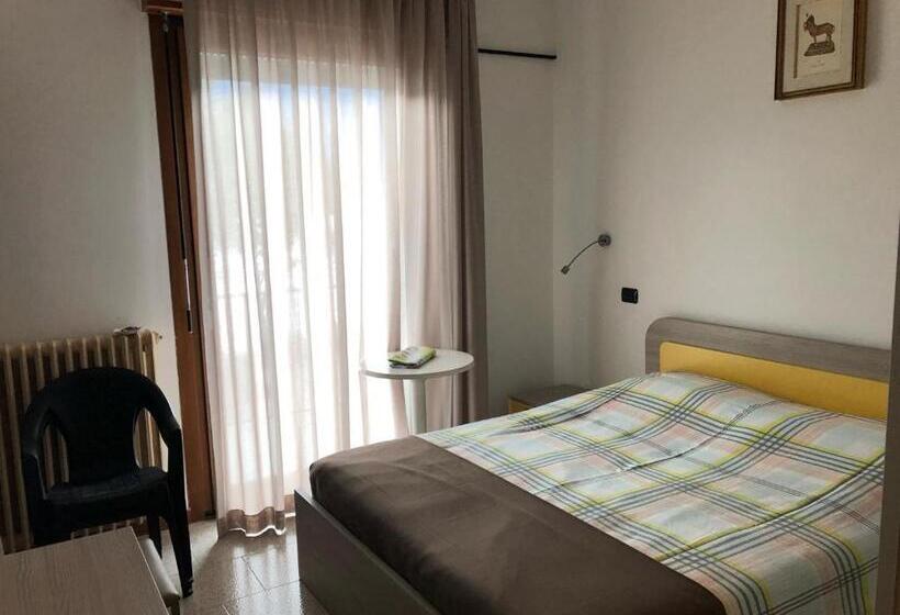 家庭间, Albergo Campeggio Bommartini