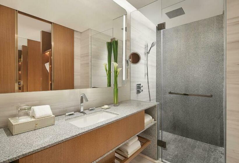 Номер Клуб, Hyatt Regency Guangzhou Zengcheng