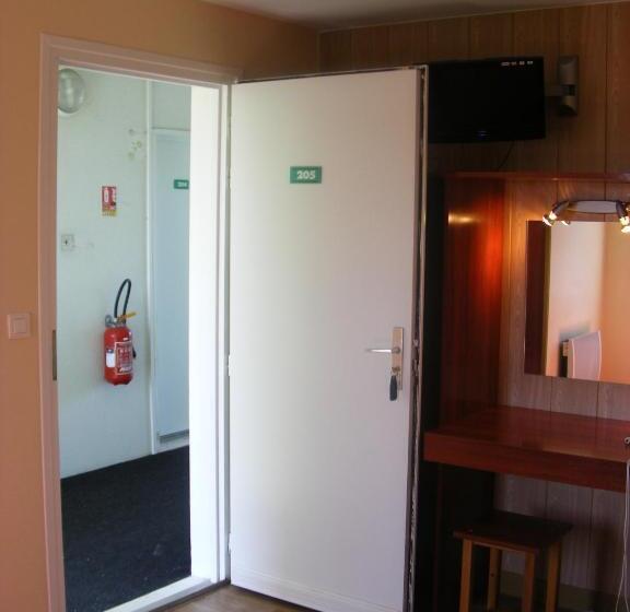 Номер Стандарт Индивидуальный, Fast Hotel Colmar Houssen