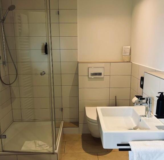 Номер Стандарт, Dk Hotel Deutscher Kaiser