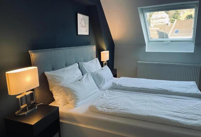 Номер Стандарт Трехместный, Dk Hotel Deutscher Kaiser