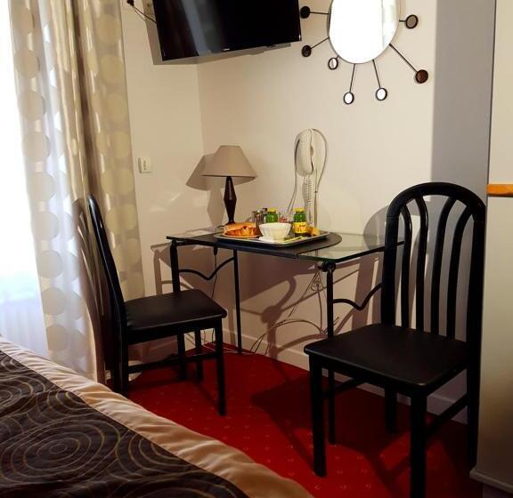 Номер Стандарт, Brit Hotel Essentiel Pontivy Robic