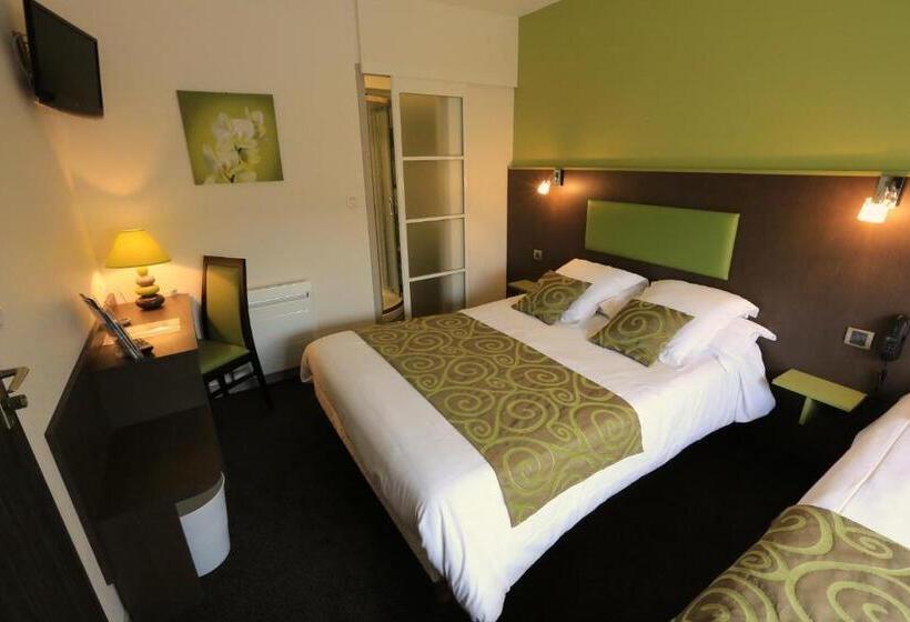 Номер Стандарт Трехместный, Logis Maison Vauban   Hotel St Malo