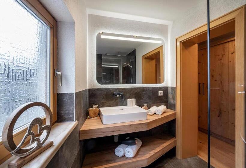 Шале 1 Спальня, Sporthotel Tirolerhof