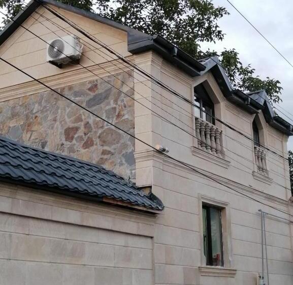اتاق استاندارد چهار تخته, Allseasons Hotel Gabala With A Hot Outdoor Pool ,sauna And Waterfall
