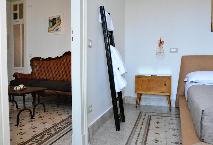 Люкс, Domus Aleria Deluxe Rooms