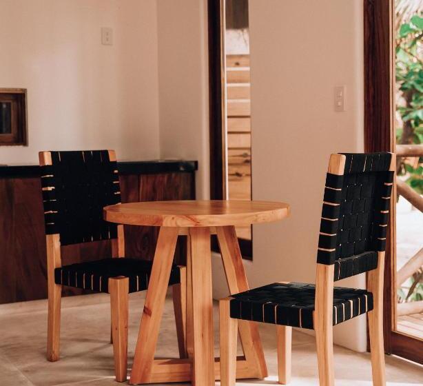 סוויטה דלוקס, Casa Kuaa