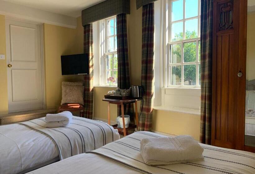 اتاق استاندارد, The Black Swan Inn