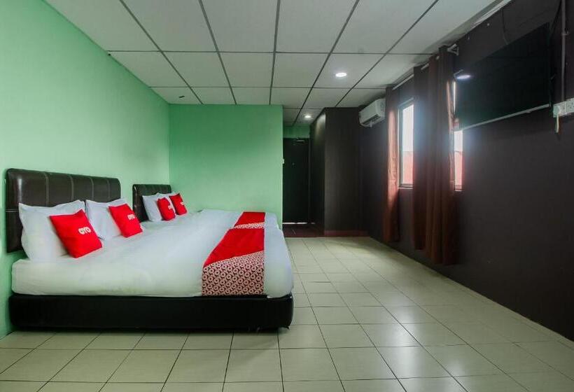 سوییت خانوادگی, Oyo 90124 Payang Puri Baru