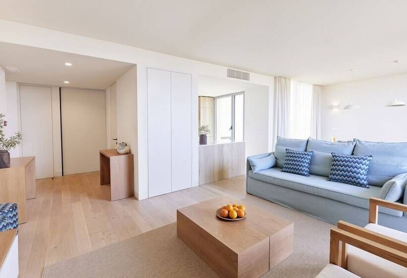 Апартаменты 3 Спальни, White Shell Beach Villas