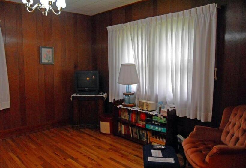 Люкс Deluxe Кровать Кинг, Little River Inn Motel