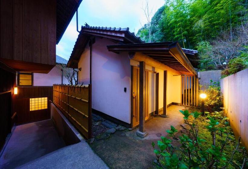 Номер Deluxe, Ryoan Fukinotou