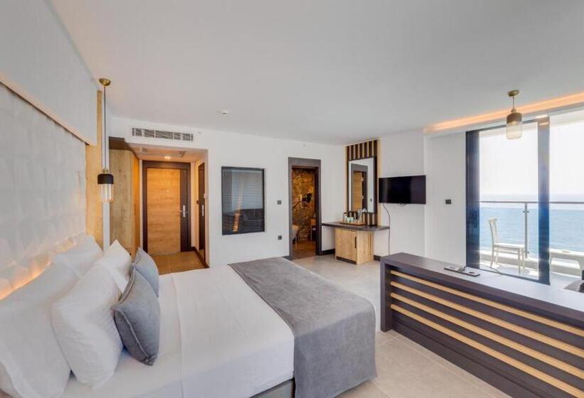 Полулюкс с Балконом, Signature Blue Resort Kuşadası