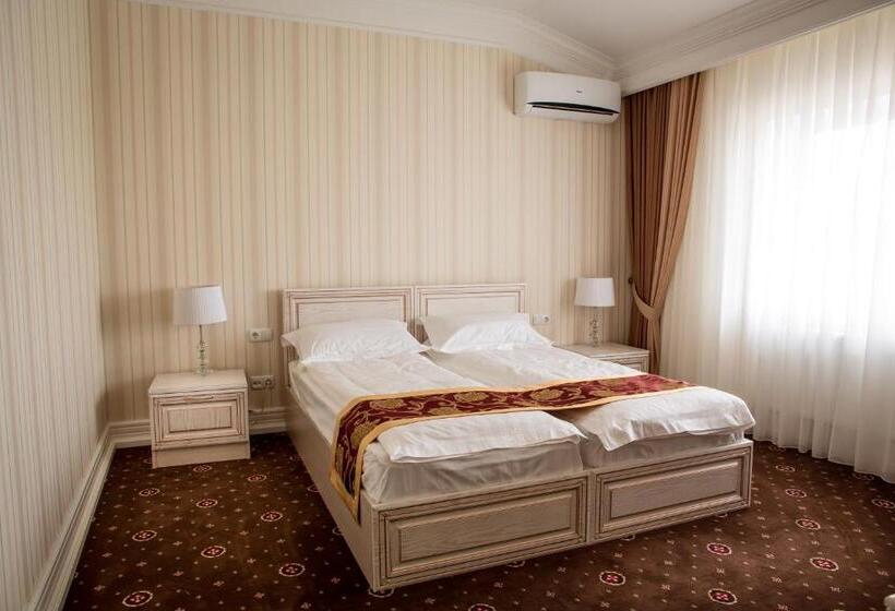 Номер Стандарт, Grand Aristocrate
