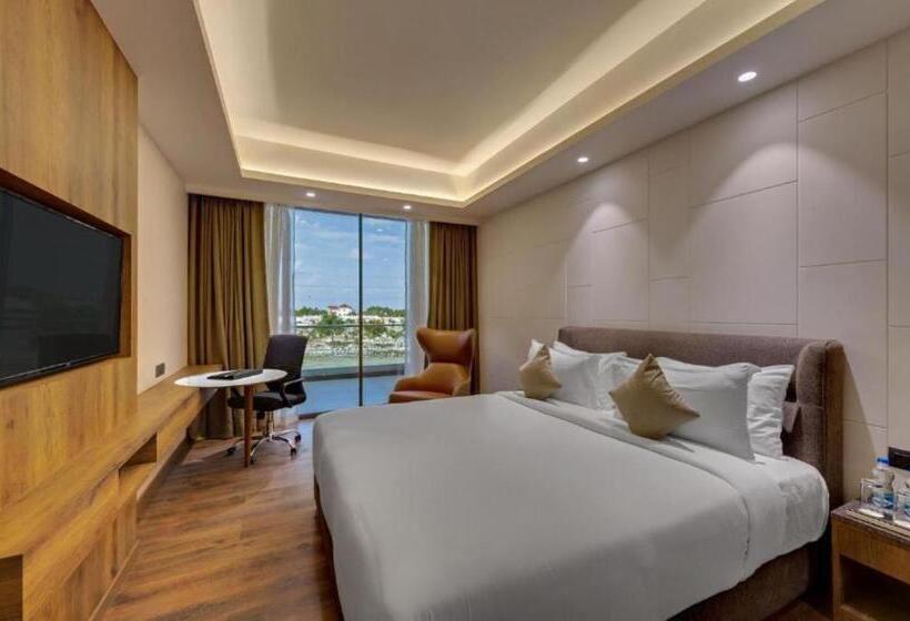 标准间, The Fern Royal Farm Resort Anjar