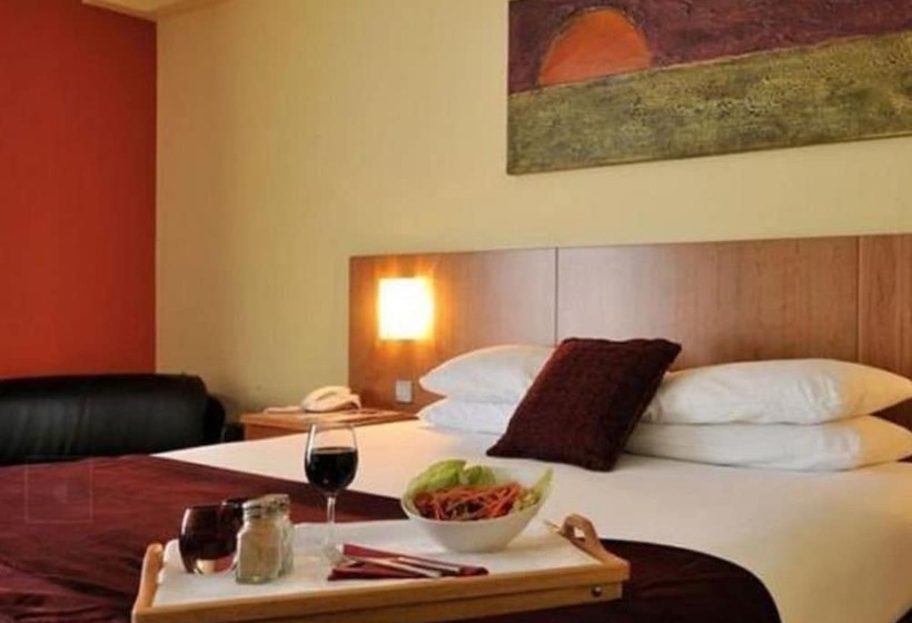 غرفة قياسية ثلاثية, Central Hotel Tullamore