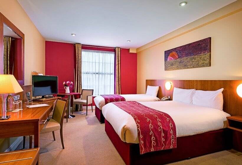 Номер Стандарт Трехместный, Central Hotel Tullamore