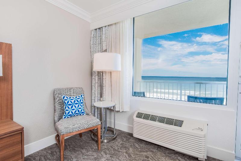 Номер Deluxe Кровать Кинг, Hilton Pensacola Beach