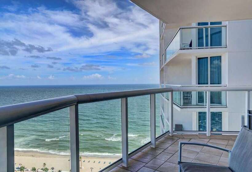 Номер Стандарт, Hilton Pensacola Beach