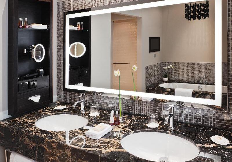 Номер Superior, Steigenberger Icon Grandhotel Handelshof Leipzig