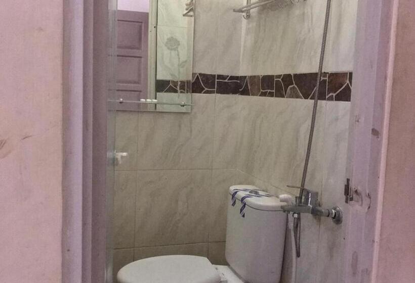 디럭스 룸, The One Hotel Gorontalo Mitra Reddoorz