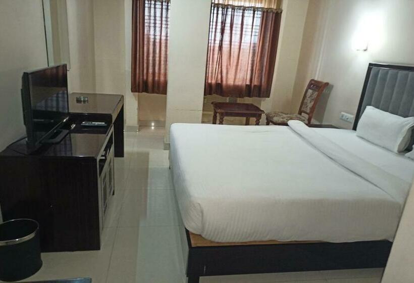 Номер Deluxe, Jmd International Katihar