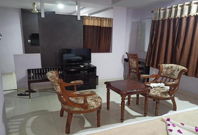 Королевский Люкс, Jmd International Katihar