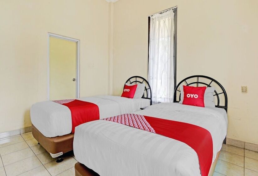 Номер Deluxe, Super Oyo Flagship 90644 Cottage Nalendra Nuansa Nusantara