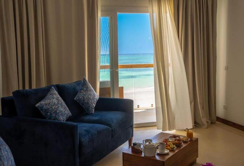 اتاق لوکس با بالکن و چشم‌انداز دریا, Imara Beach Resort