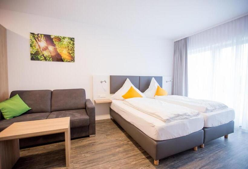 Номер Deluxe с Балконом, Schoko Apartments
