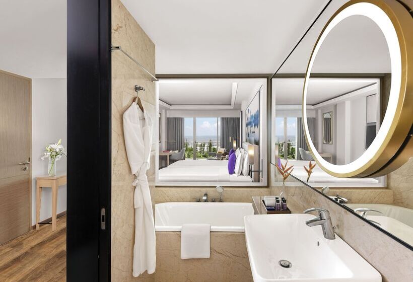 高级海景房, Vivanta Goa, Miramar
