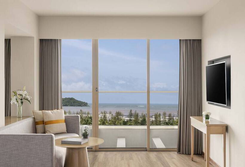 带海景的行政房, Vivanta Goa, Miramar