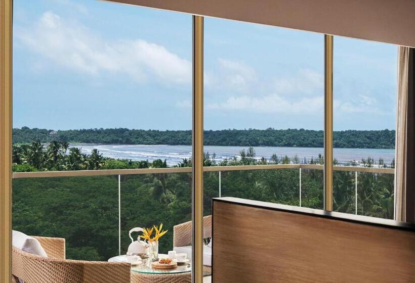 带海景的行政房, Vivanta Goa, Miramar