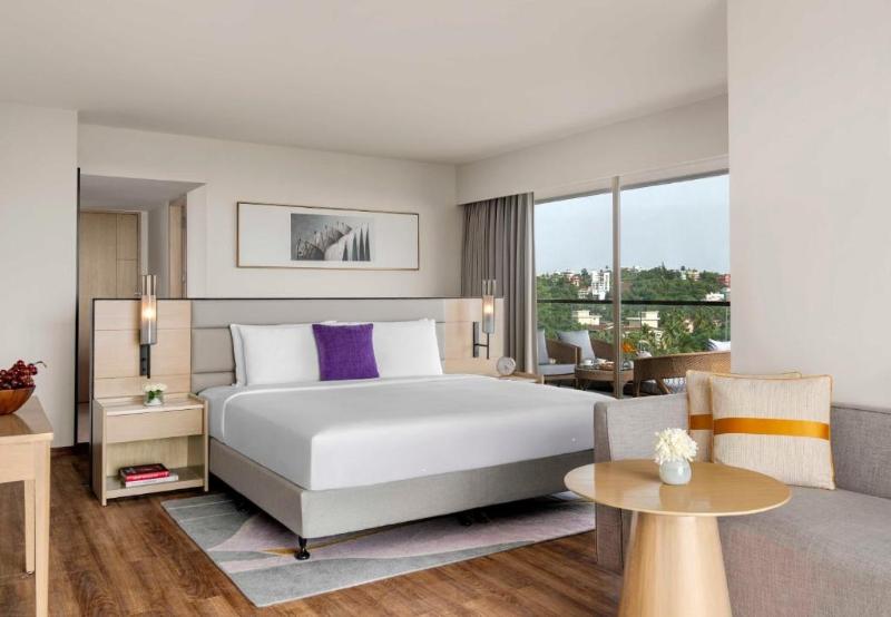 行政房间, Vivanta Goa, Miramar