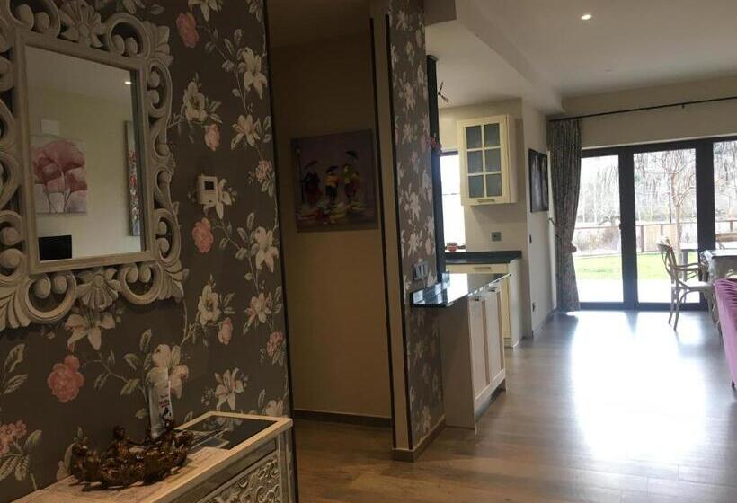 Дом 4 Спальни, Las Villas De Fuentidueña