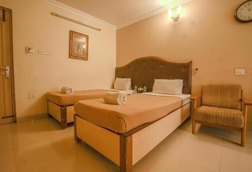 Номер Deluxe, Udupi International