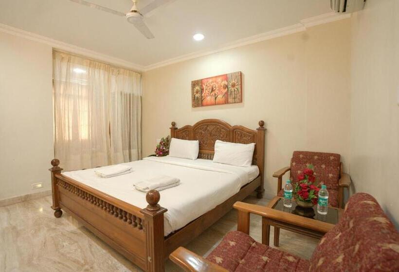 Номер Deluxe, Udupi International
