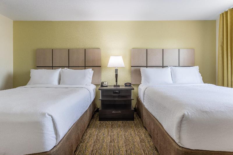 Standard Studio, Candlewood Suites Aurora Naperville, An Ihg