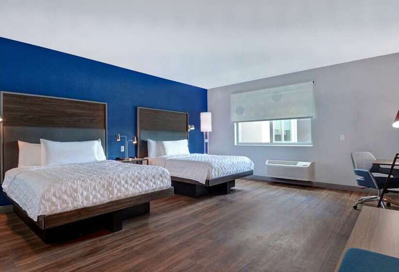 Standart Oda, Hilton Shreveport