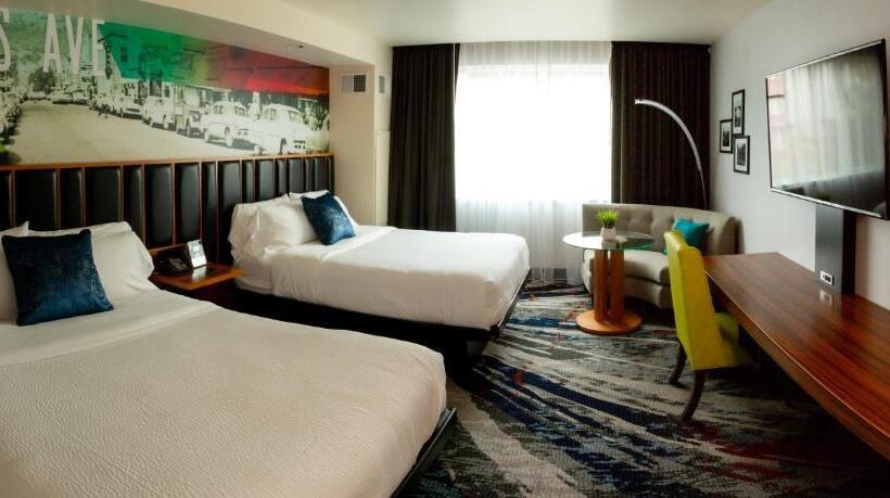Номер Deluxe, Seven Feathers Casino Resort