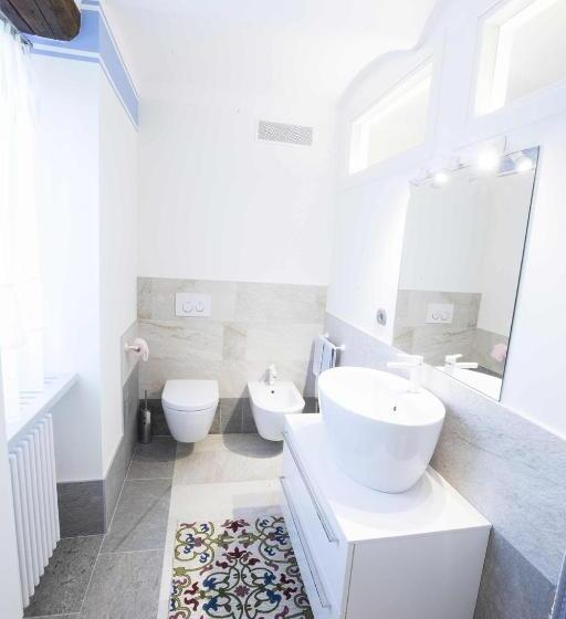 Номер Стандарт, Carossi B&b