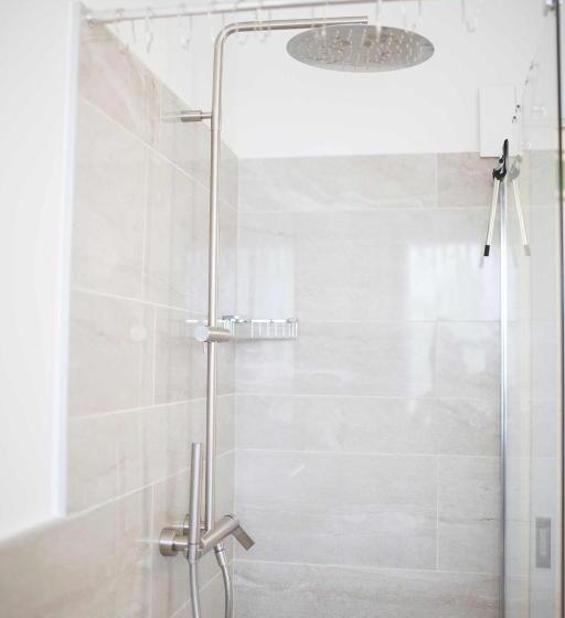 Люкс 2 Спальни, Carossi B&b