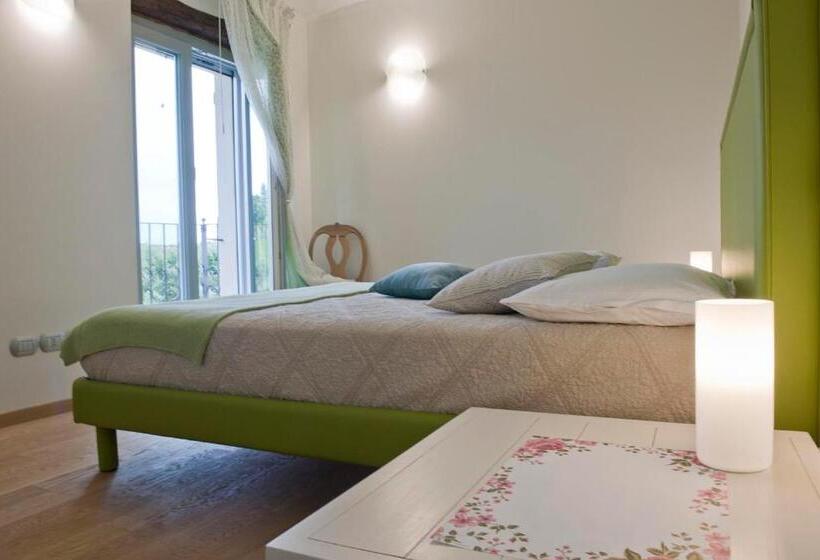 Люкс 2 Спальни, Carossi B&b