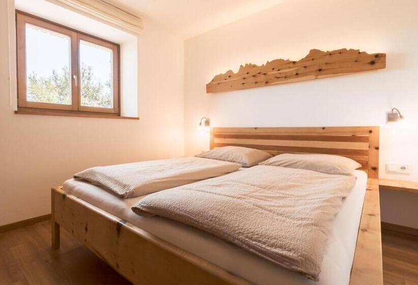 آپارتمان 1 خوابه با تراس, Haflingerhof