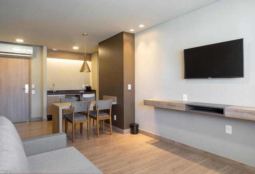 Апартаменты 1 Спальня, Laghetto Resort Golden Oficial