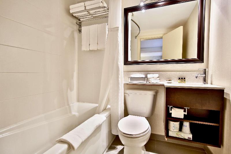 اتاق لوکس, Istanbul Airport Express