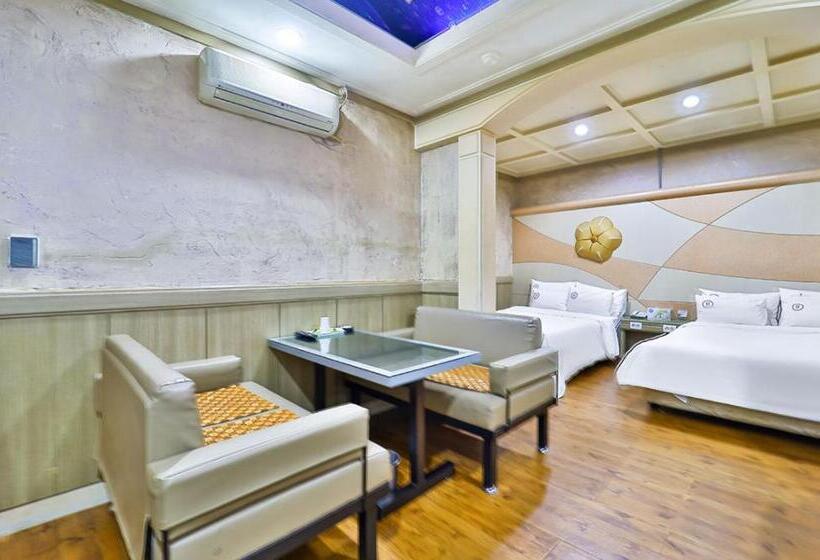 Номер Deluxe, Yeoju Hightel